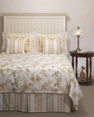 Caprice yellow duvet cover with ivory background