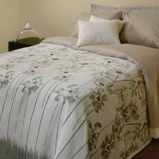Magnolia Reversible Bedspread