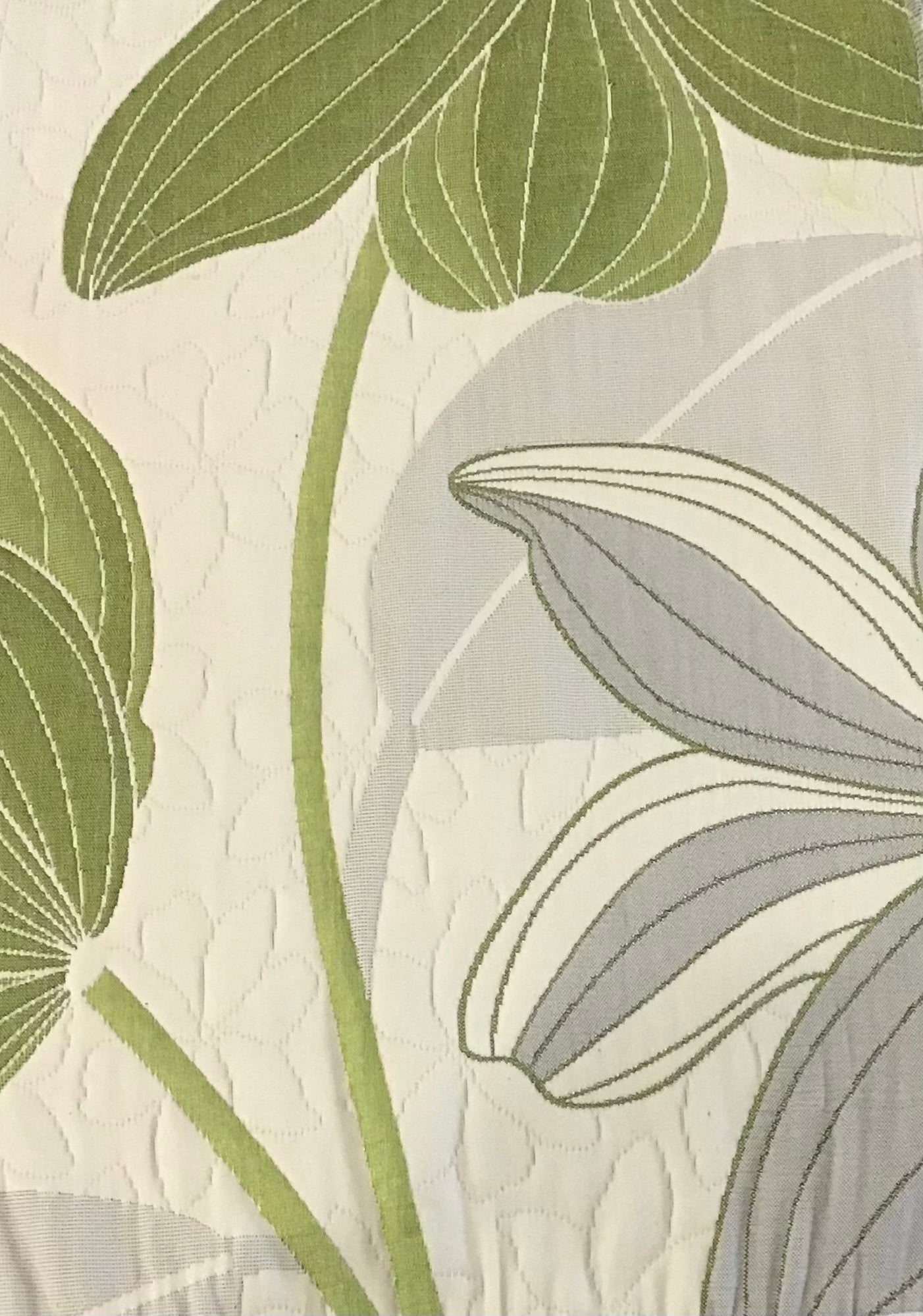 Lara reversible bedspread