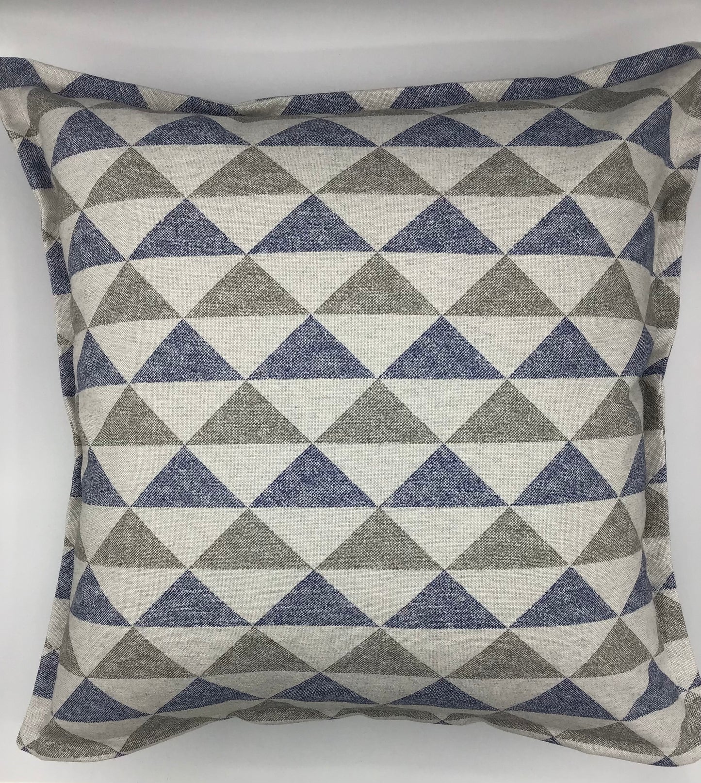 Teja cushion