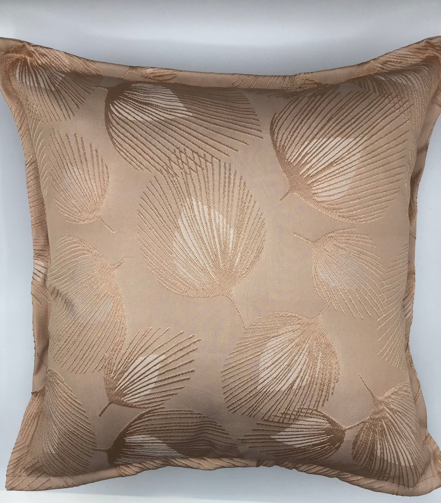 Teja cushion
