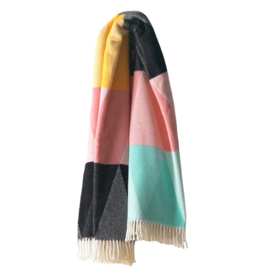 Pisa green decorative throw